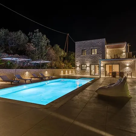 Manitennisvillas