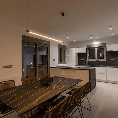Manitennisvillas וילה