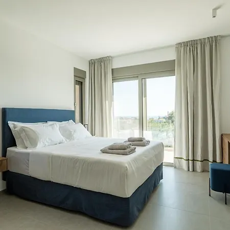 וילה Manitennisvillas *