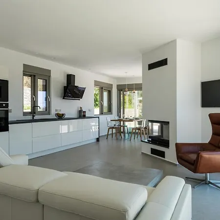 Manitennisvillas וילה *